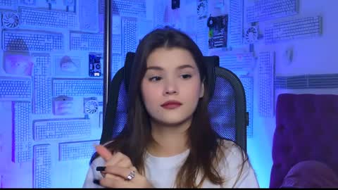 Eva  next stream -  - 1600 UTC2000  online show from January 5, 2025, 10:10 am