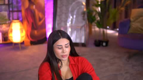 Snapshot of evazane chatting on January 10, 2025, 12:04 pm Eva online show from January 10, 2025, 12:04 pm