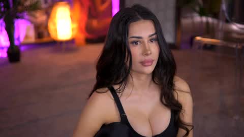 Snapshot of evazane chatting on February 17, 2025, 1:21 pm Eva online show from February 17, 2025, 1:21 pm