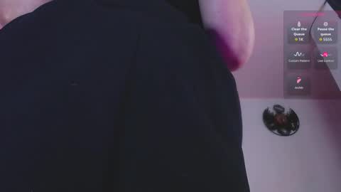 Snapshot of eve_blue77 chatting on February 17, 2026, 1:57 am Eve Blue friends. IG eve blue77 TW EveBlue 1 OF eveblue7 online show from February 17, 2026, 1:57 am