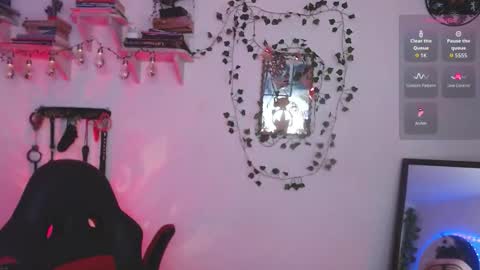 Snapshot of eve_blue77 chatting on February 20, 2026, 6:19 am Eve Blue friends. IG eve blue77 TW EveBlue 1 OF eveblue7 online show from February 20, 2026, 6:19 am