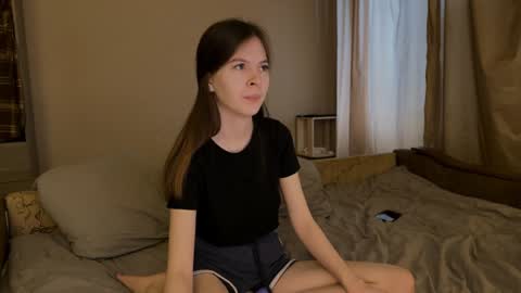 EveRobert online show from February 8, 2025, 12:06 pm