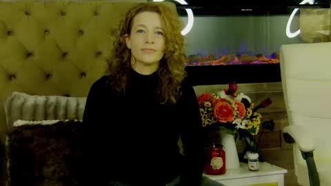 EveHamilton online show from January 17, 2026, 8:01 pm