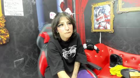 Evelin Hellsing online show from May 17, 2026, 3:04 am