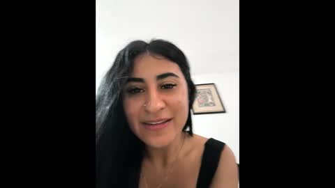 Snapshot of evelin_leroy chatting on February 21, 2026, 8:54 pm BELLA online show from February 21, 2026, 8:54 pm