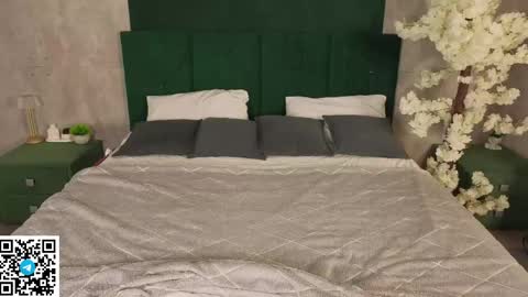 Evelina online show from April 30, 2026, 1:12 am