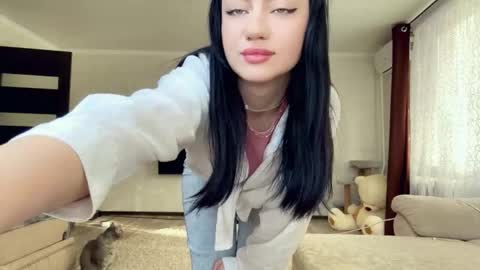 Sofia online show from February 18, 2026, 7:04 am