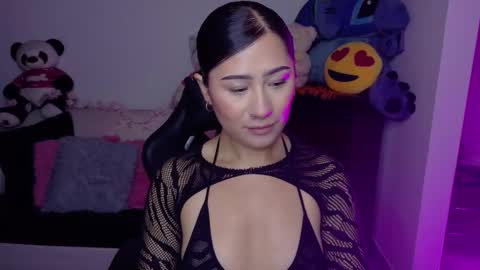 Evelyn online show from October 14, 2025, 11:00 am