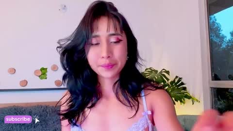 Snapshot of evelyn_chelle chatting on December 31, 2024, 11:06 pm Im Eve or Chelle Next Stream 191224 online show from December 31, 2024, 11:06 pm