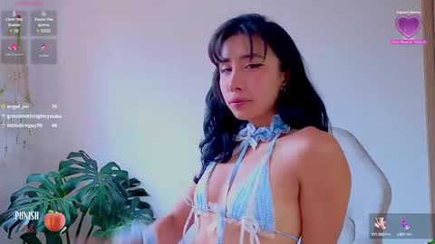 Snapshot of evelyn_chelle chatting on February 19, 2025, 7:05 pm Im Eve or Chelle Next Stream 191224 online show from February 19, 2025, 7:05 pm