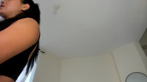 Snapshot of evelyn_coelloo chatting on November 13, 2025, 5:12 pm Eve online show from November 13, 2025, 5:12 pm