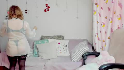 Snapshot of evelyn_harper_x chatting on February 9, 2025, 4:36 am Eve online show from February 9, 2025, 4:36 am