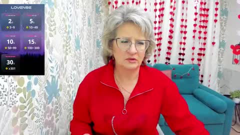 Evelyn online show from February 17, 2025, 6:31 am