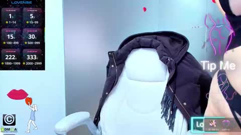 evelyne_rose online show from February 24, 2026, 6:22 am