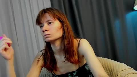 Snapshot of evelynjin_ chatting on October 13, 2025, 8:20 pm Evelyn online show from October 13, 2025, 8:20 pm