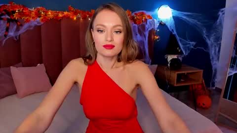 Evelyn online show from October 25, 2025, 1:35 am