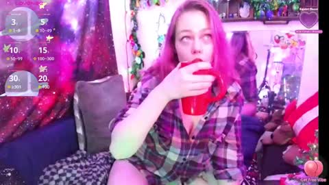 Snapshot of everlyester chatting on December 20, 2024, 6:35 pm Evie online show from December 20, 2024, 6:35 pm