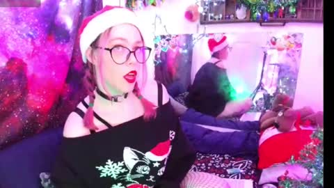 Snapshot of everlyester chatting on December 22, 2024, 6:49 am Evie online show from December 22, 2024, 6:49 am