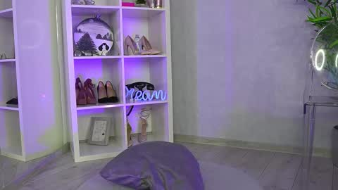 Snapshot of evewilder chatting on February 10, 2026, 5:55 am evewilder online show from February 10, 2026, 5:55 am