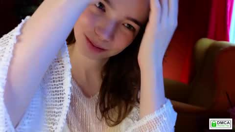 evi_brook online show from April 13, 2026, 1:49 pm