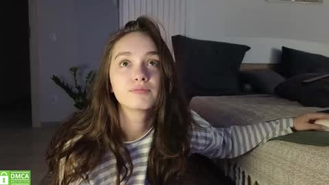 evi_woow online show from November 11, 2025, 10:21 pm