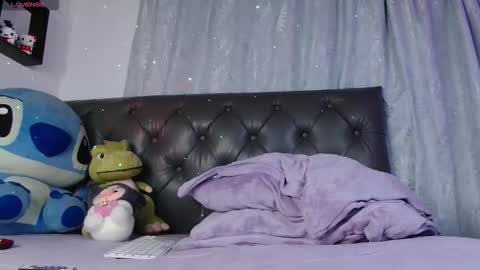 Evie Cloud online show from March 12, 2026, 12:17 am