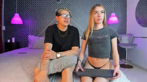 Snapshot of evie_demn chatting on May 21, 2026, 10:06 pm Evie Denm online show from May 21, 2026, 10:06 pm