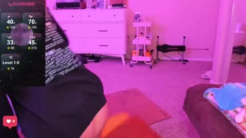 Evie Luna online show from February 9, 2025, 3:43 am