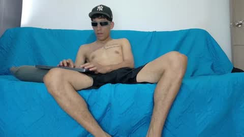 evil_boss1 online show from June 17, 2026, 4:41 pm