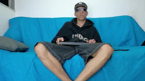 evil_boss1 online show from June 22, 2026, 3:25 am