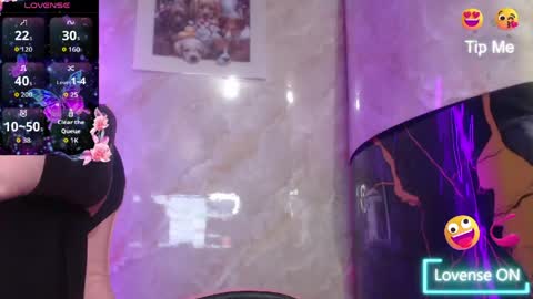 evonilatina online show from June 9, 2026, 10:10 pm