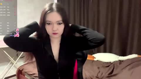Emma online show from May 10, 2026, 10:09 am
