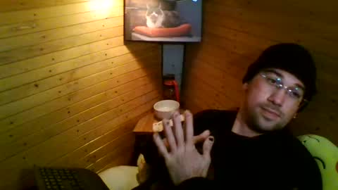 Snapshot of evpierce chatting on April 29, 2026, 8:07 am EvPierce online show from April 29, 2026, 8:07 am