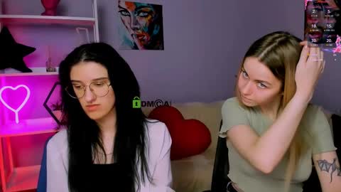 Evi online show from March 10, 2025, 11:27 pm