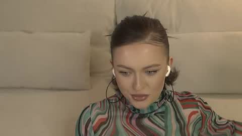evyfxclaire online show from July 3, 2026, 3:46 am
