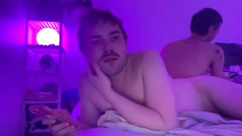 Ewan Dewitt online show from September 21, 2025, 7:54 am