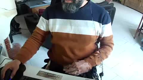 Gio online show from February 17, 2025, 4:37 pm