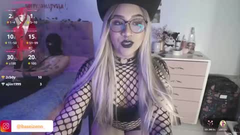 Snapshot of exodiakinky chatting on October 21, 2025, 4:46 am  Goddess Exodia    please help me reach 100 thumbs up online show from October 21, 2025, 4:46 am