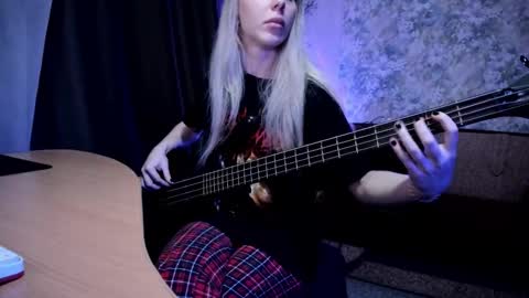 my real name is Irene but Exo is oke too  online show from September 15, 2025, 12:21 am