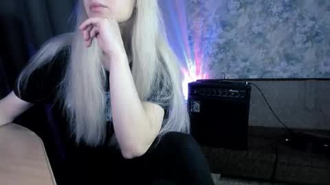 my real name is Irene but Exo is oke too  online show from February 15, 2026, 8:05 pm