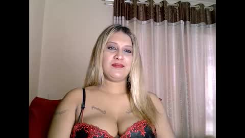 Snapshot of exoticindian37 chatting on September 30, 2025, 11:15 am exoticindian37 online show from September 30, 2025, 11:15 am