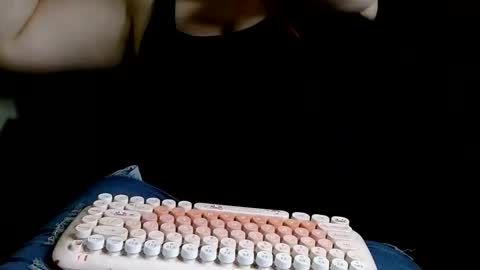 Exoticlexxii online show from November 28, 2025, 6:05 am