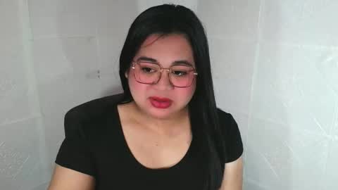 SHANTAL MARIE online show from November 26, 2025, 2:40 pm