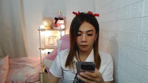 exotictssavie online show from January 15, 2025, 6:19 pm