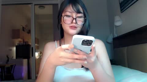 Candy  online show from June 3, 2026, 3:06 pm