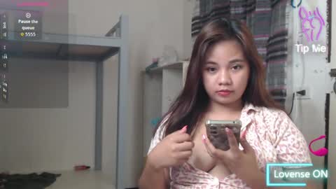 expnsivelj online show from April 1, 2026, 4:04 pm