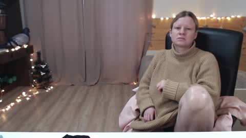 Snapshot of exponentex5 chatting on January 27, 2025, 12:26 pm Crystal online show from January 27, 2025, 12:26 pm