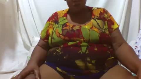 extra_love92 online show from October 19, 2025, 5:24 pm