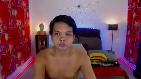 JOHNDAVE online show from December 17, 2025, 1:06 pm