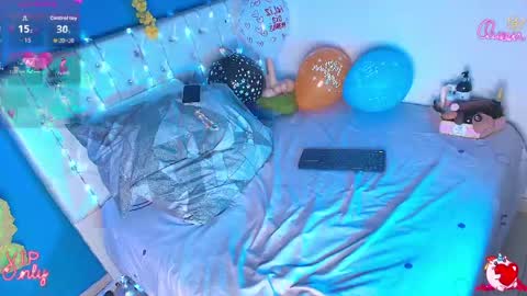 Snapshot of eylend_lisboa_ chatting on May 11, 2026, 4:04 pm eylend_lisboa_ online show from May 11, 2026, 4:04 pm